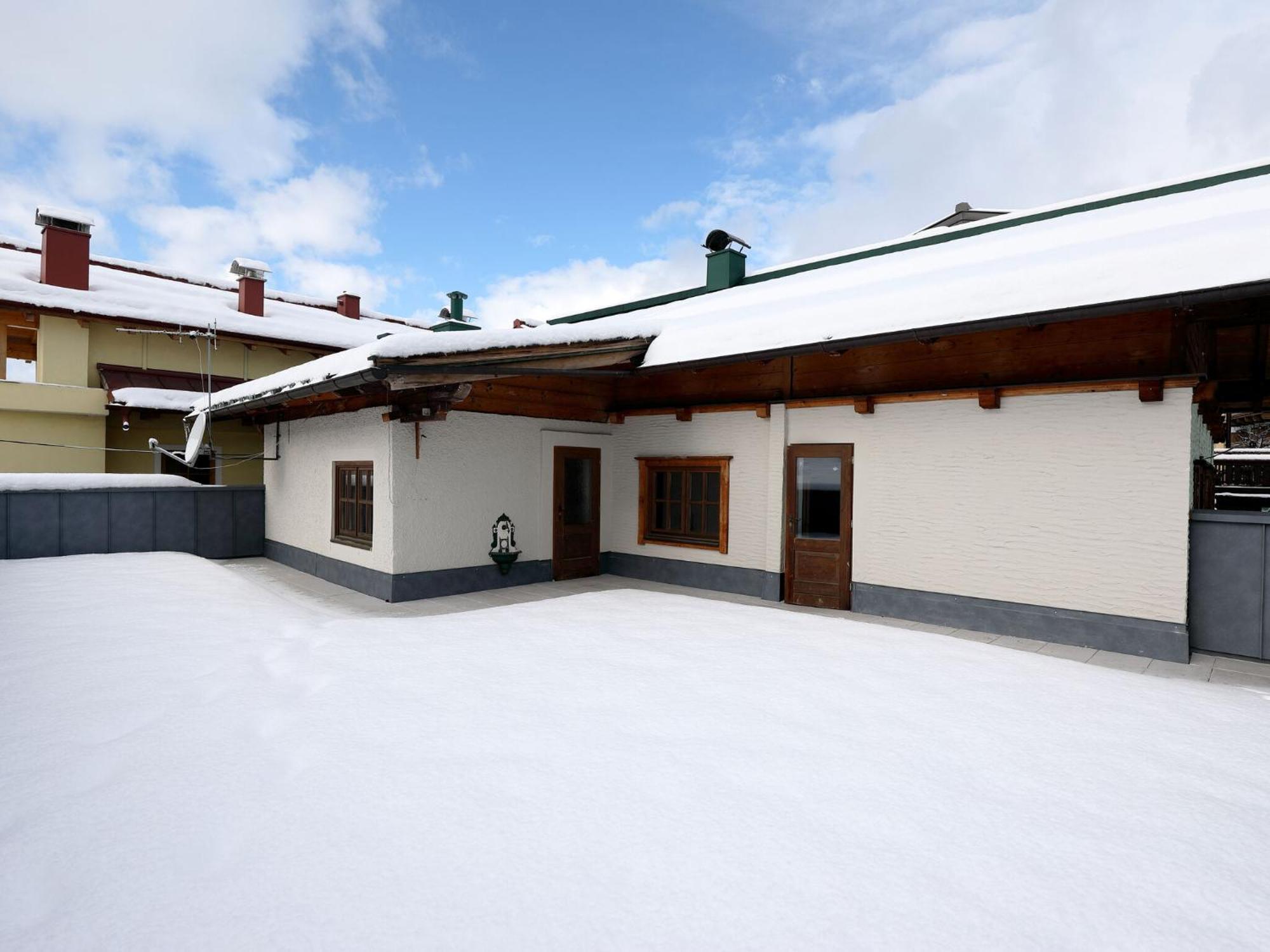 Apartment In Uttendorf With Terrace Eksteriør bilde
